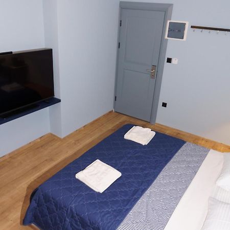 Sani Deluxe Suites Home- Monastiraki Square - Brand New Home Atene Esterno foto