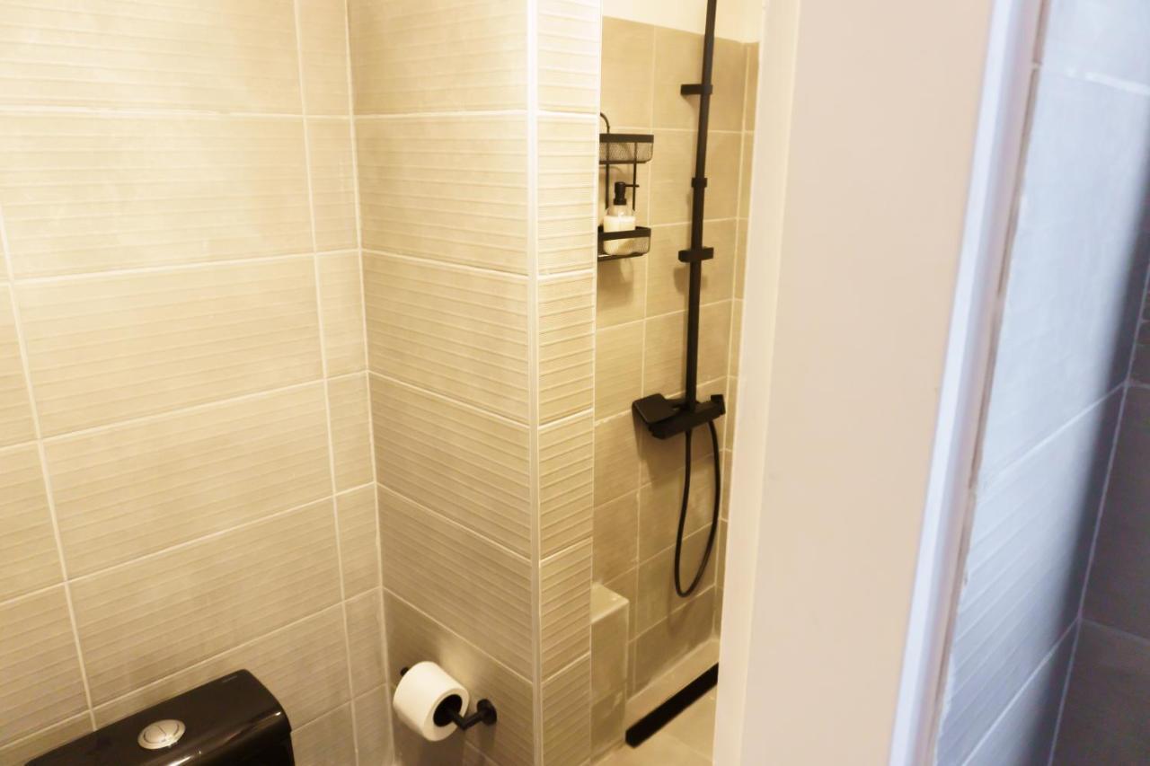 Sani Deluxe Suites Home- Monastiraki Square - Brand New Home Atene Esterno foto