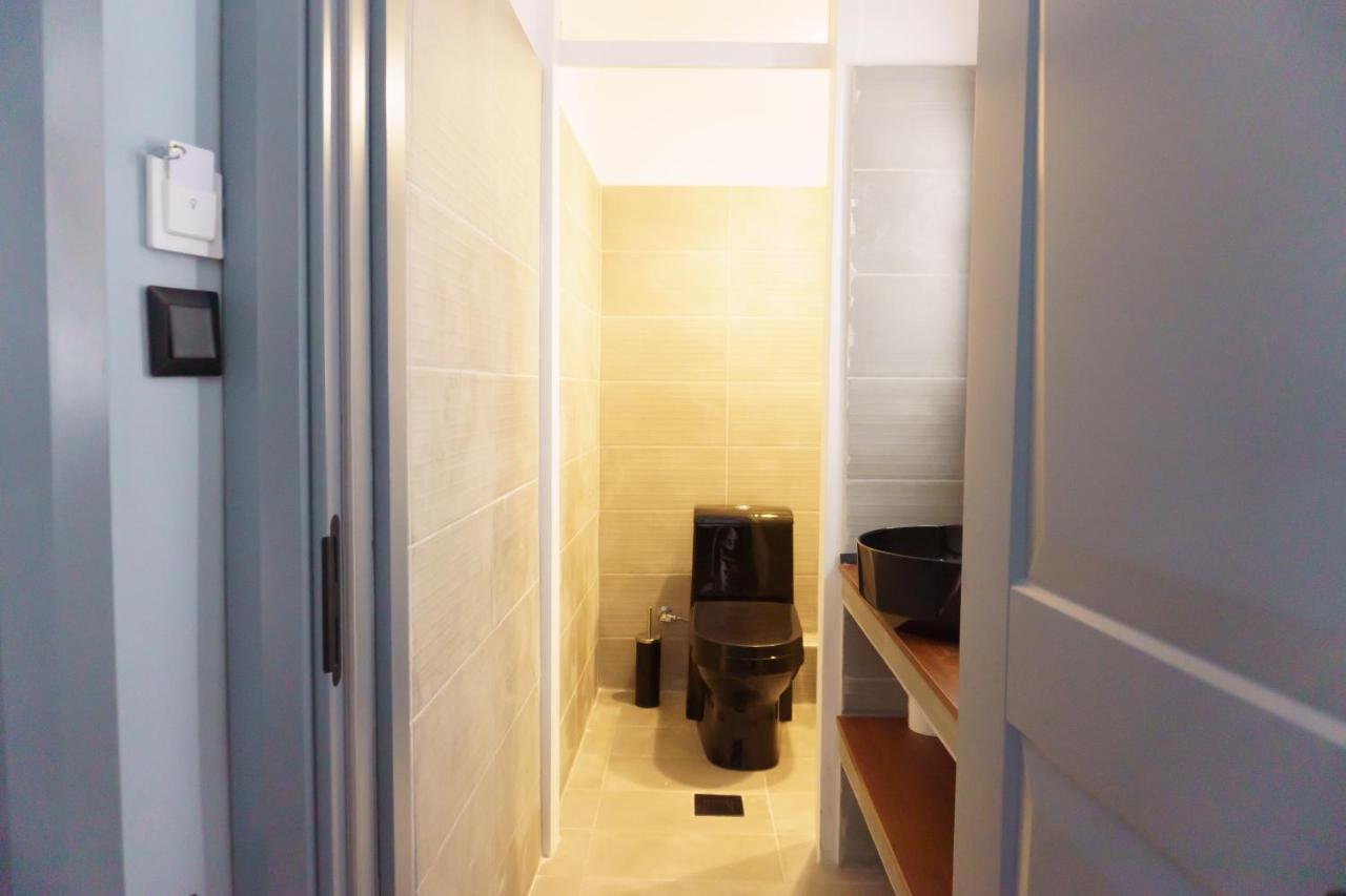 Sani Deluxe Suites Home- Monastiraki Square - Brand New Home Atene Esterno foto