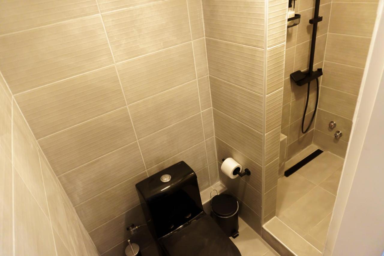 Sani Deluxe Suites Home- Monastiraki Square - Brand New Home Atene Esterno foto