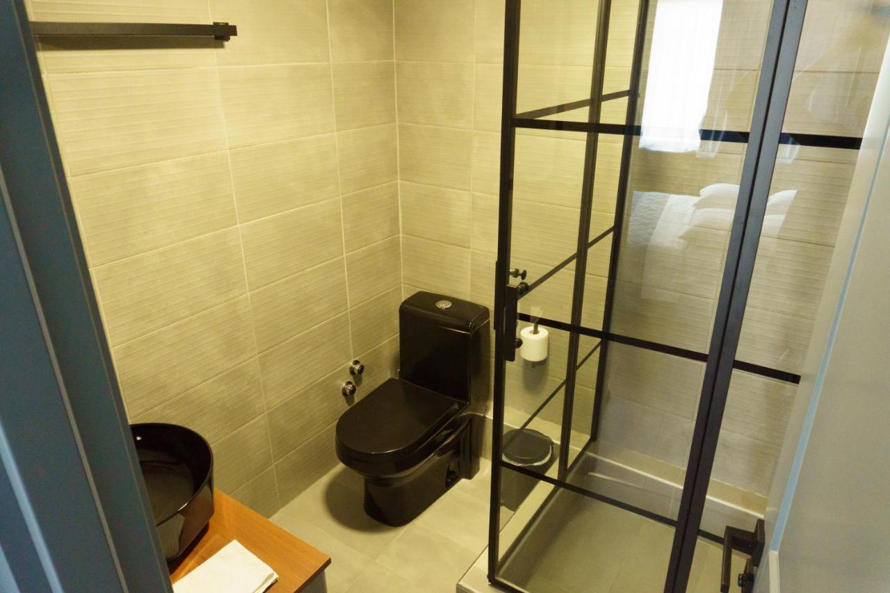 Sani Deluxe Suites Home- Monastiraki Square - Brand New Home Atene Esterno foto
